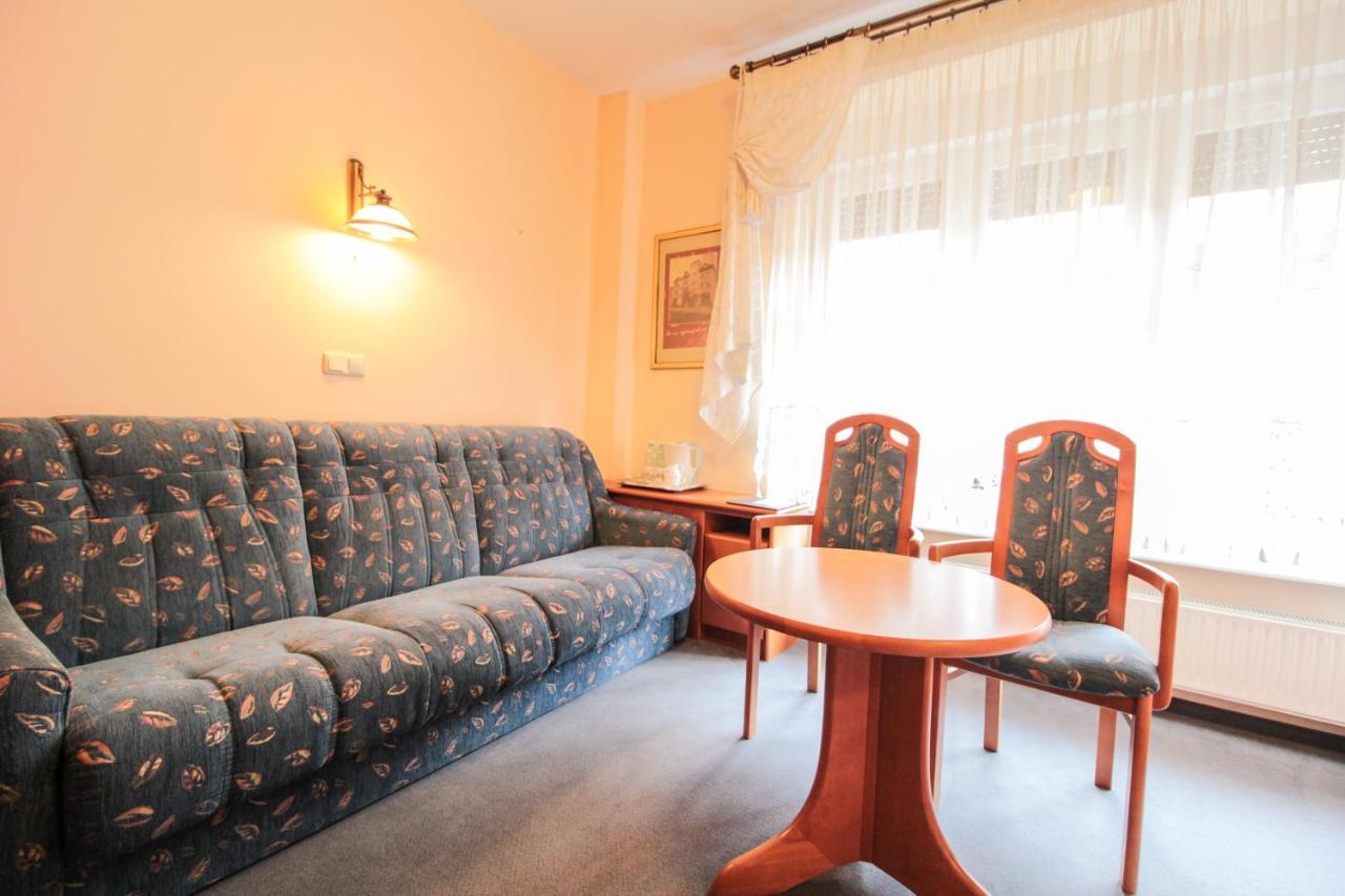 Familijny Osrodek Wypoczynkowo - Rehabilitacyjny Krynica Zdroj Hotel Eksteriør billede