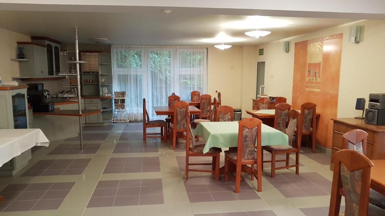 Familijny Osrodek Wypoczynkowo - Rehabilitacyjny Krynica Zdroj Hotel Eksteriør billede
