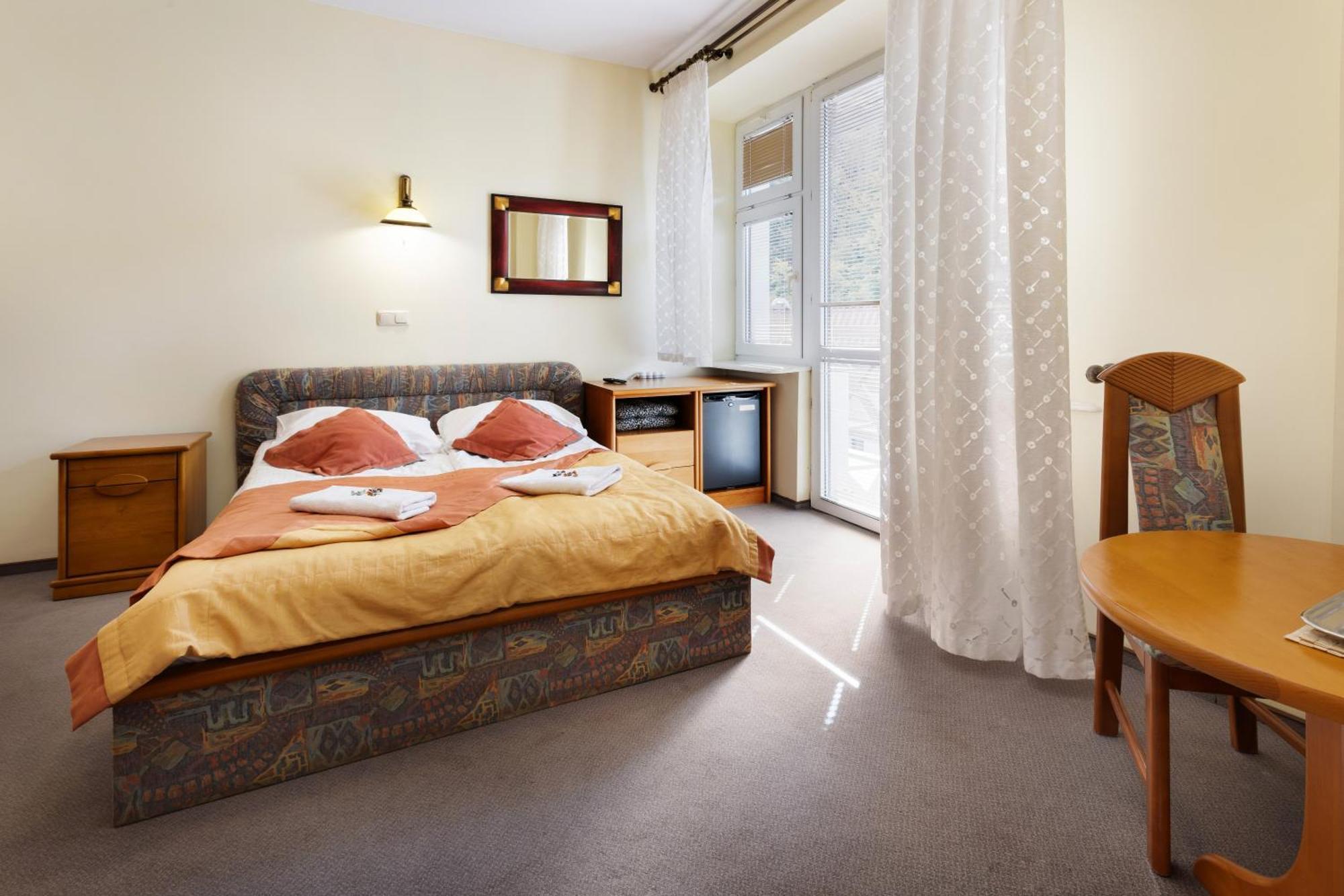 Familijny Osrodek Wypoczynkowo - Rehabilitacyjny Krynica Zdroj Hotel Eksteriør billede