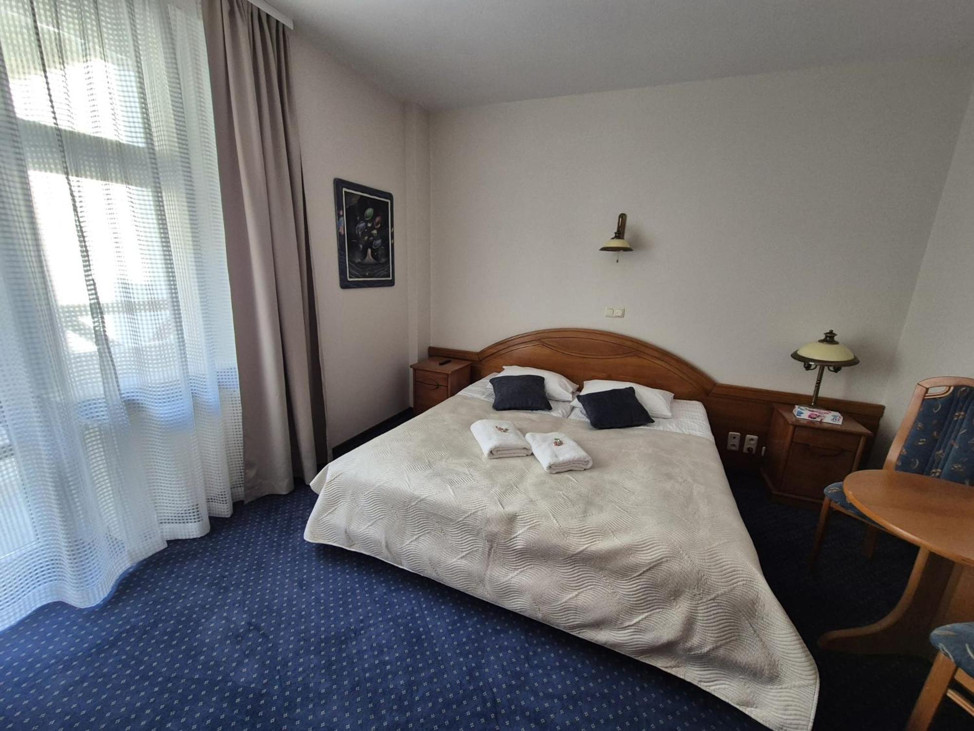 Familijny Osrodek Wypoczynkowo - Rehabilitacyjny Krynica Zdroj Hotel Eksteriør billede